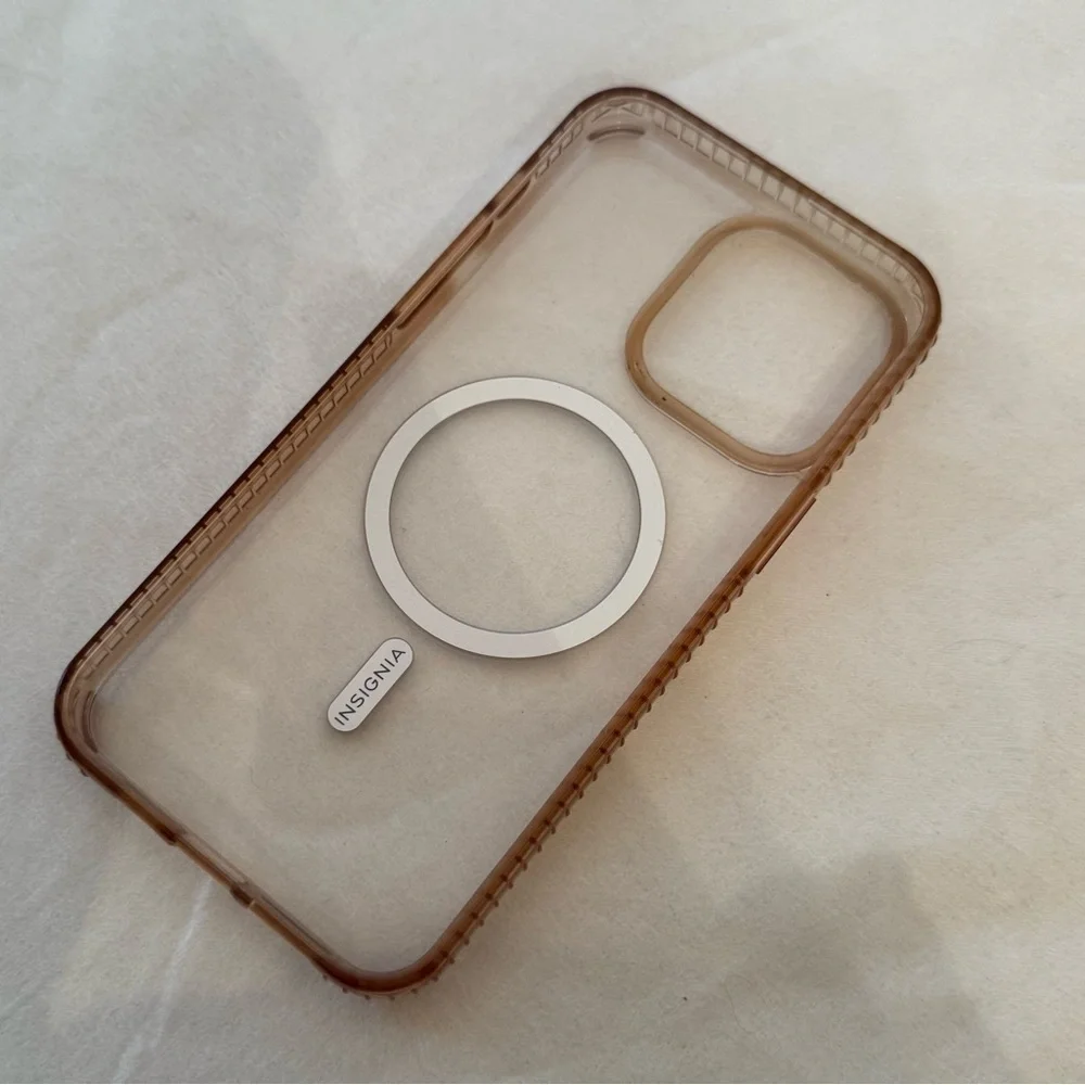 Insignia™ - Hard-Shell Case with MagSafe for iPhone 16 pro max